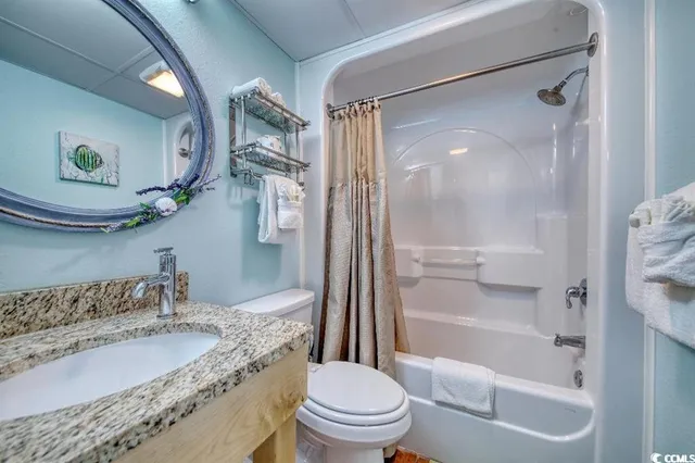 $225,000 | 6900 North Ocean Boulevard, Unit 611, Myrtle Beach, SC 29572