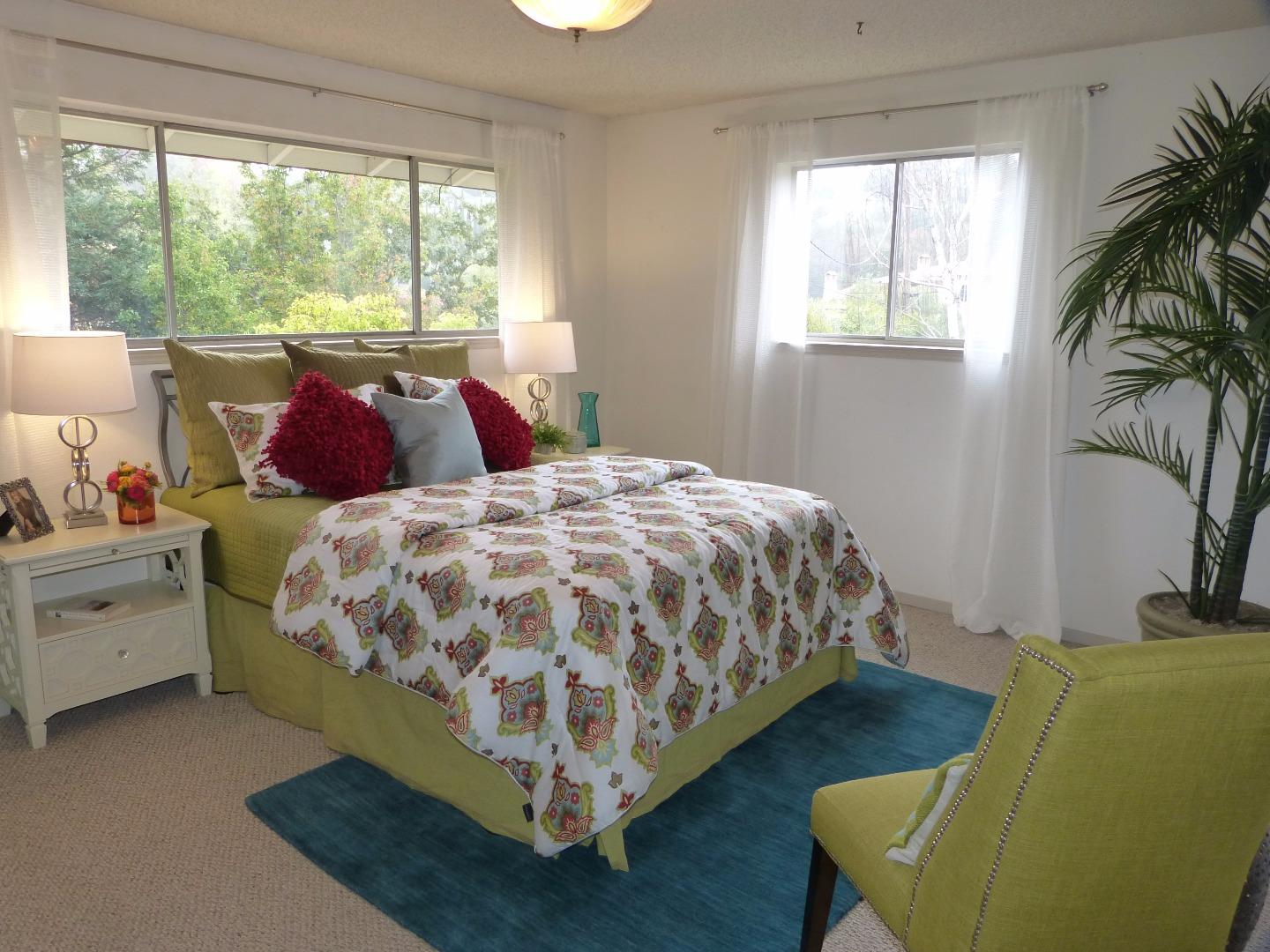 15925 Viewfield Road Monte Sereno, CA 95030 - Photo 12 of 31