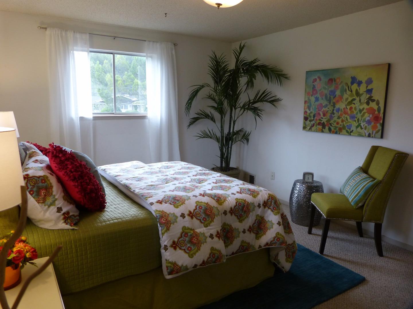 15925 Viewfield Road Monte Sereno, CA 95030 - Photo 13 of 31