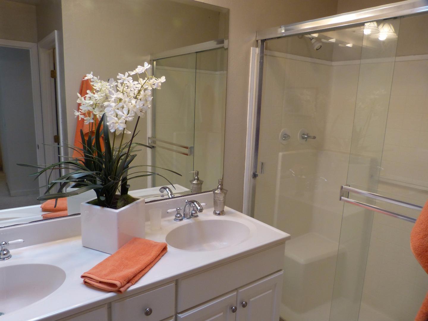 15925 Viewfield Road Monte Sereno, CA 95030 - Photo 23 of 31