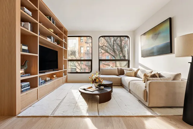 $6,495,000 | 76 South 2nd Street | Williamsburg