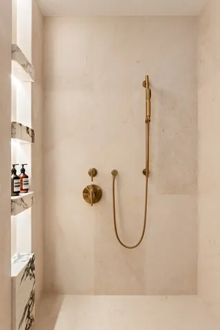 $6,495,000 | 76 South 2nd Street | Williamsburg