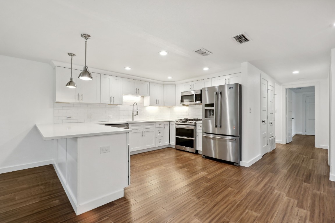 3204 Goodwin Avenue Austin, TX 78702 - Photo 1 of 1