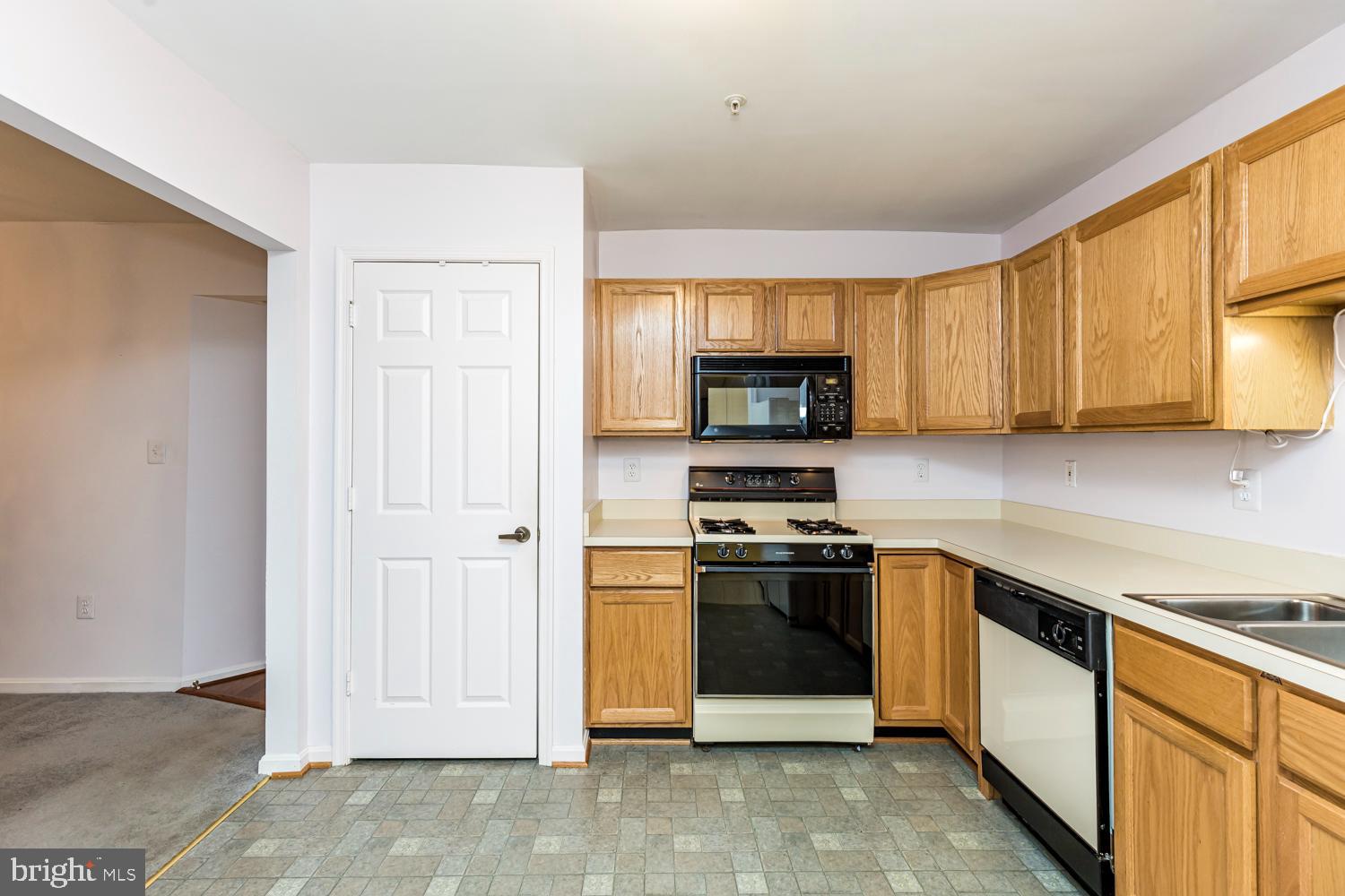 2608 Rigging Drive Annapolis, MD 21401 - Photo 9 of 29 Gallery Image 9