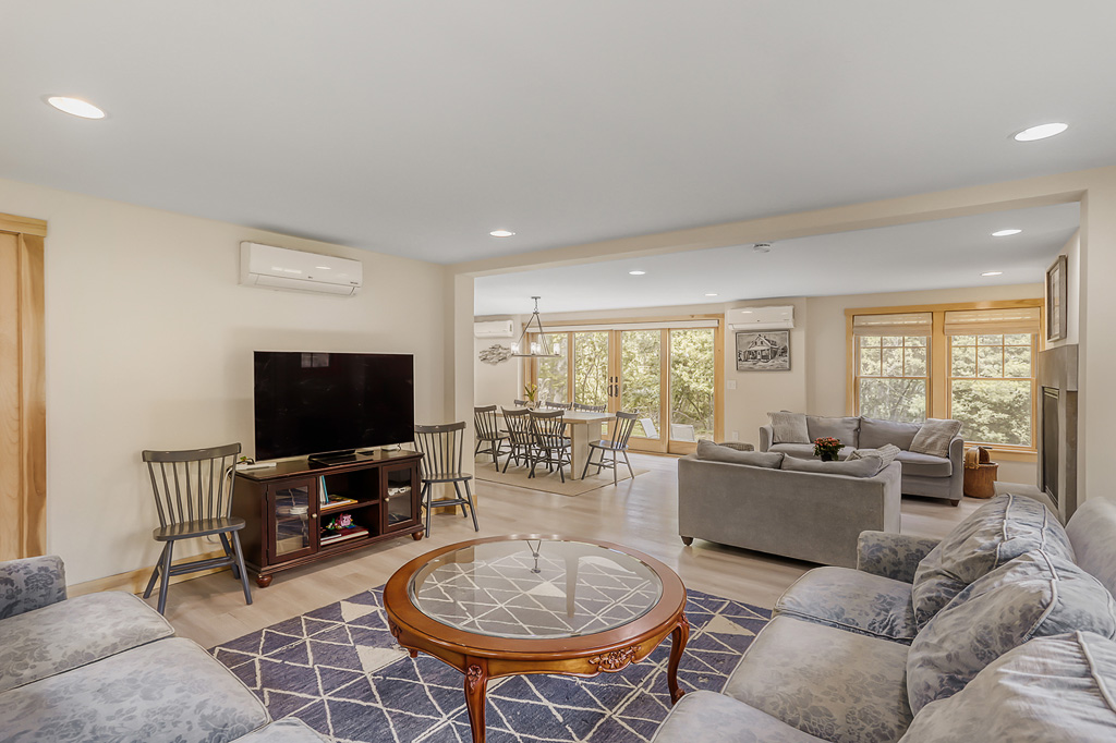 139 Tea Lane Chilmark, MA 02535 - Photo 13 of 34