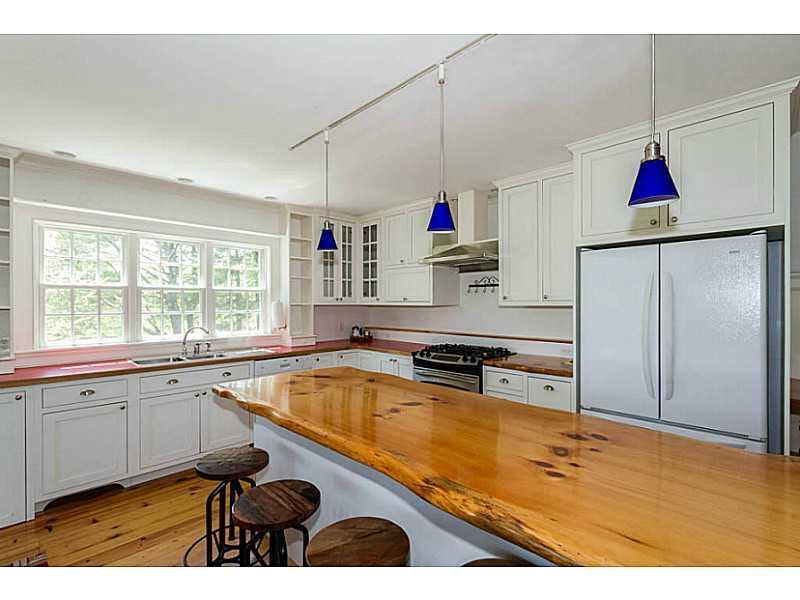 158 Flying Point Road Freeport, ME 04032 - Photo 16 of 34 Kitchen.
