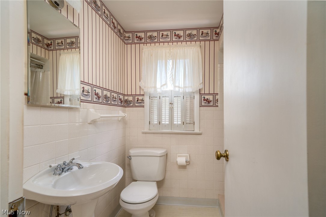 1818 Stabler Road Akron, OH 44313 - Photo 17 of 33 Gallery Image 17