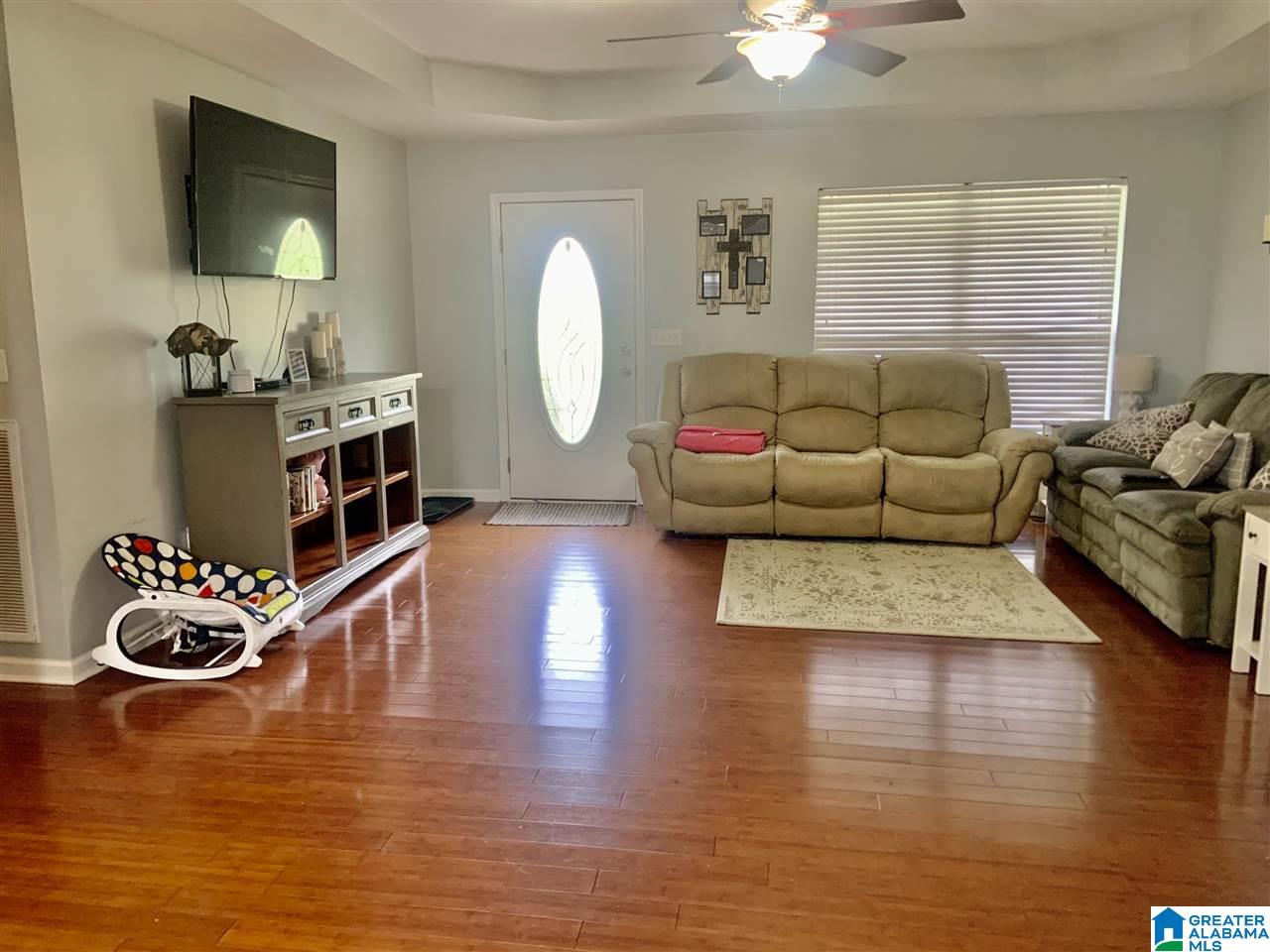 198 Miranda Road Warrior, AL 35180 - Photo 8 of 21