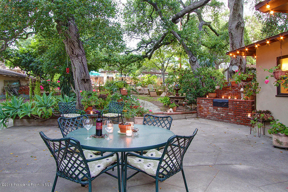 3775 Shadow Grove Road Pasadena, CA 91107 - Photo 26 of 33 a view of an outdoor space with table and chair