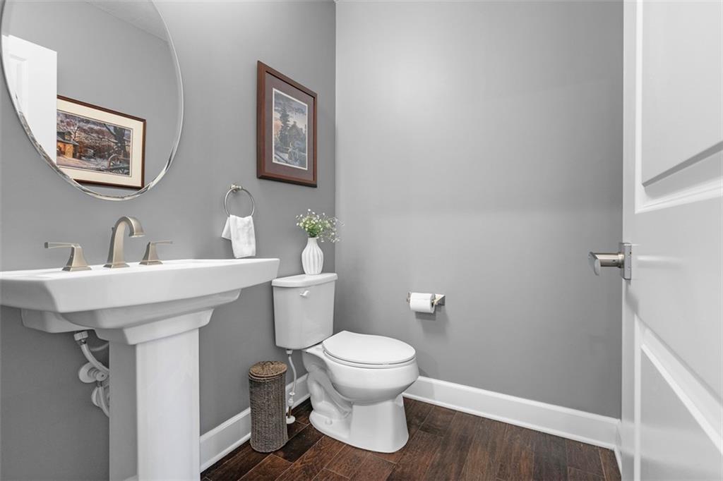237 Sonni Lane McKees Rocks, PA 15136 - Photo 5 of 50 Gallery Image 5