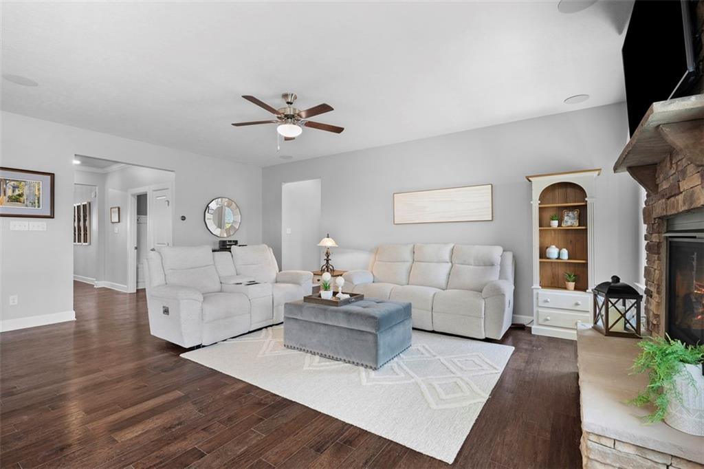 237 Sonni Lane McKees Rocks, PA 15136 - Photo 8 of 50 Gallery Image 8