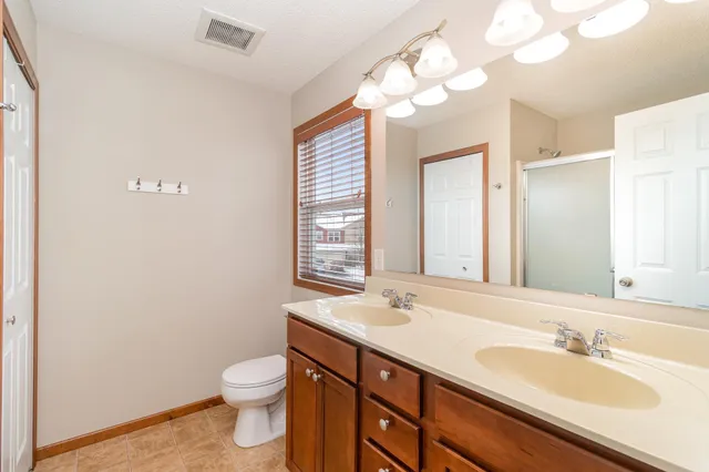 $280,000 | 15614 Emerald Drive North, Unit 9, Hugo, MN 55038