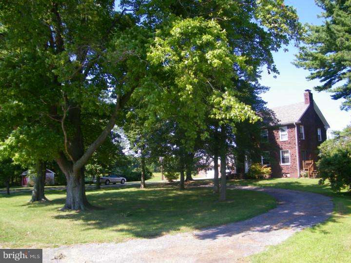 615 Pickering Beach Road Dover, DE 19901 - Photo 3 of 25 Exterior Front