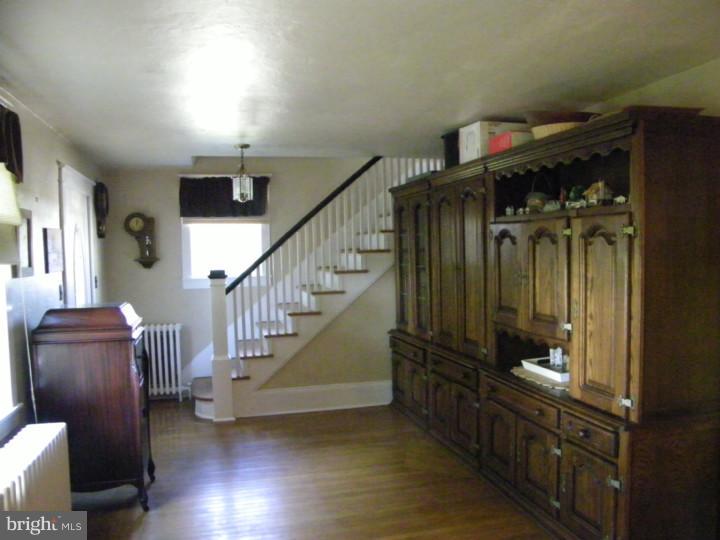 615 Pickering Beach Road Dover, DE 19901 - Photo 22 of 25 Living Room