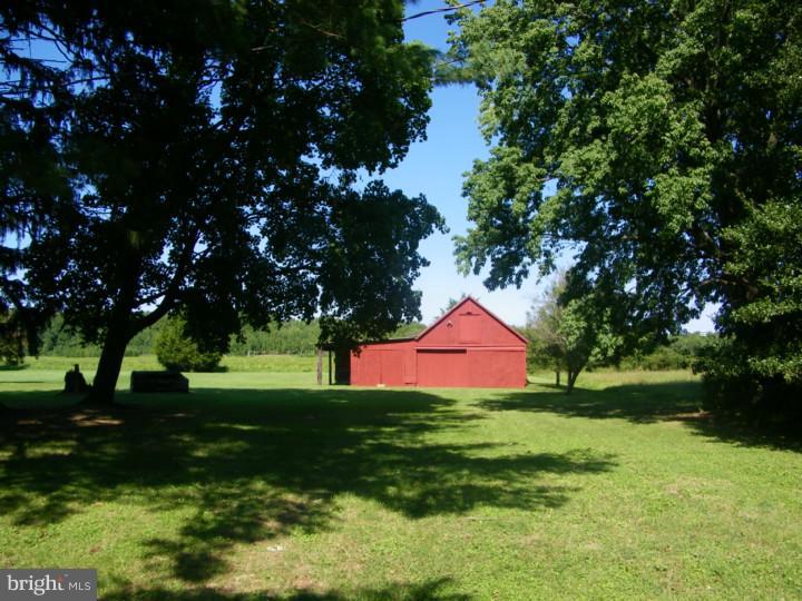 615 Pickering Beach Road Dover, DE 19901 - Photo 4 of 25 Barn