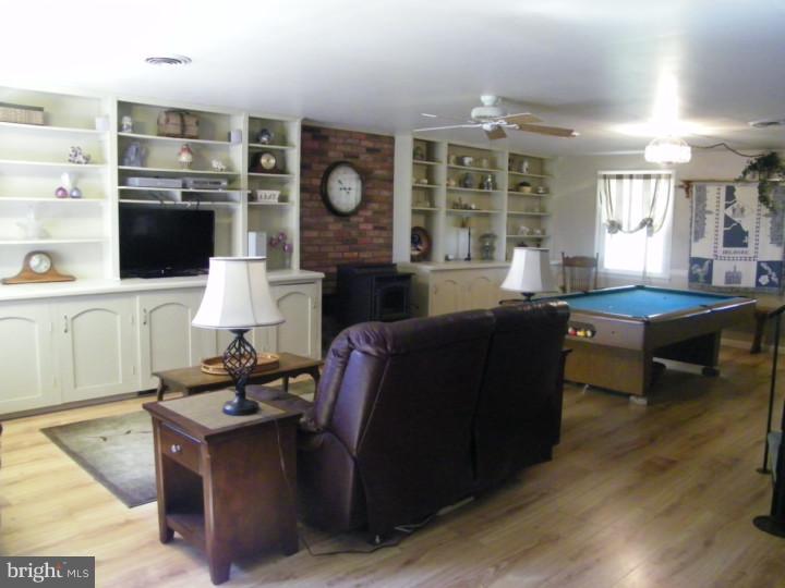 615 Pickering Beach Road Dover, DE 19901 - Photo 7 of 25 Family Room