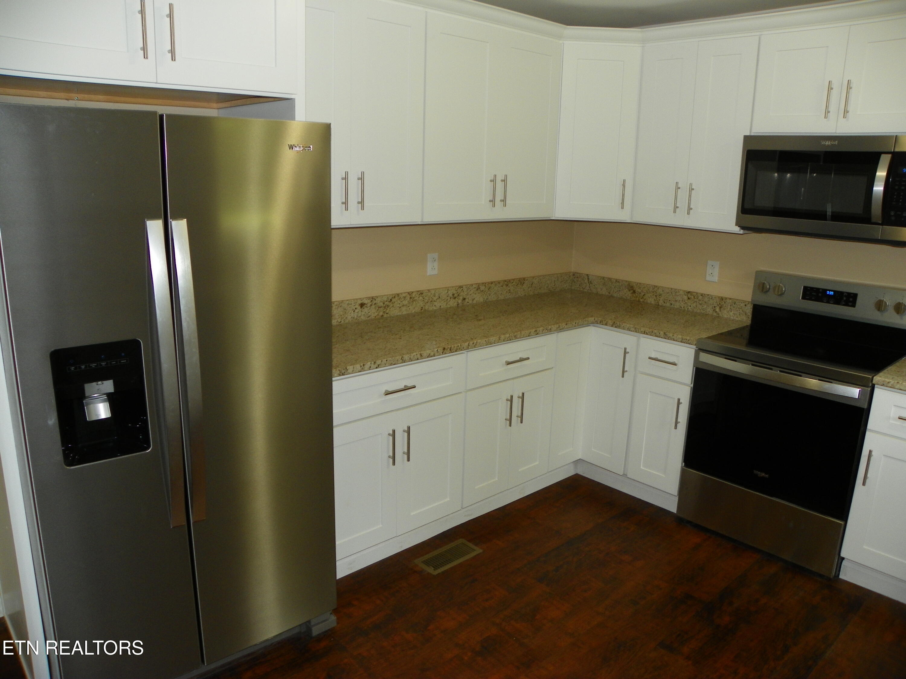 5294 Coal Bank Road Sparta, TN 38583 - Photo 6 of 19 001