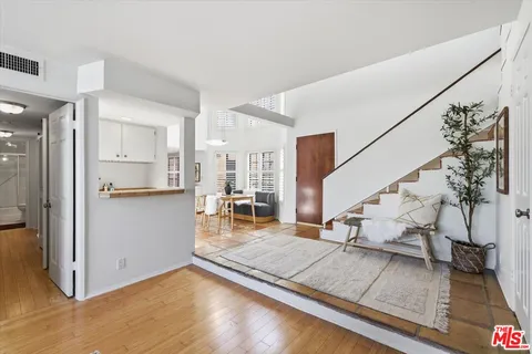 $1,180,000 | 12321 Ocean Park Boulevard, Unit 18, Los Angeles, CA 90064