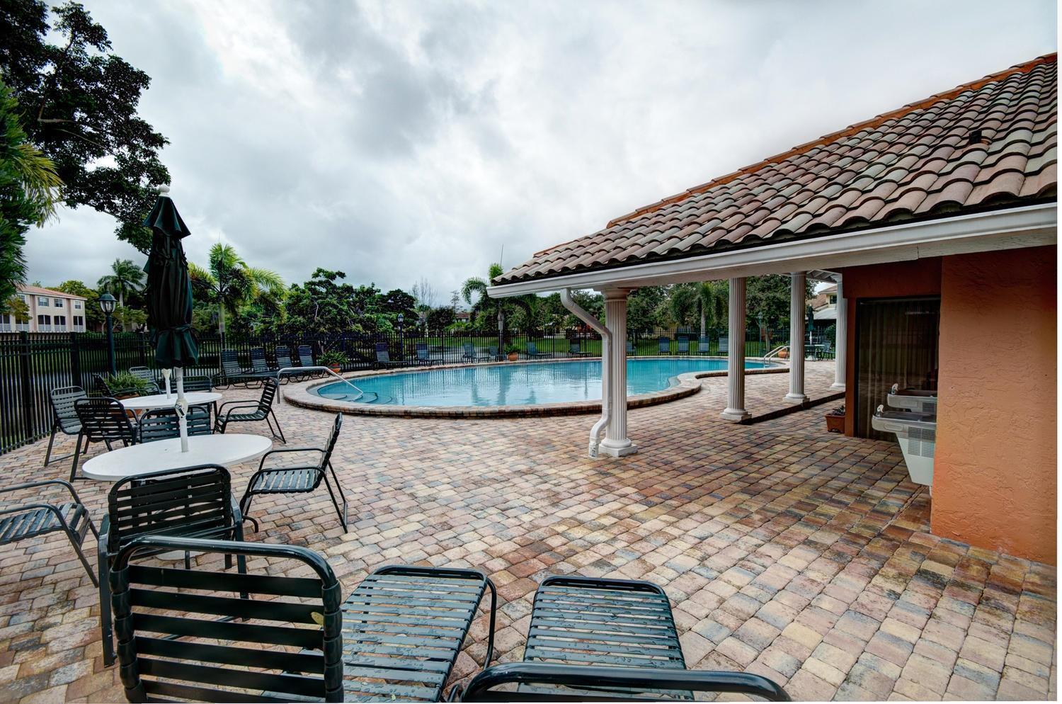 20893 Del Luna Drive Boca Raton, FL 33433 - Photo 33 of 39 Community Pool
