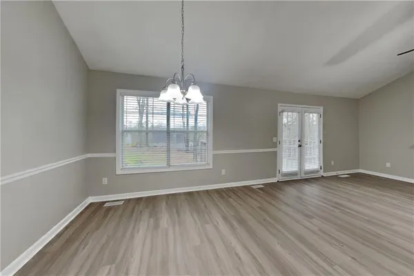 $2,400 | 5493 Riverchase Drive, Flowery Branch, GA 30542