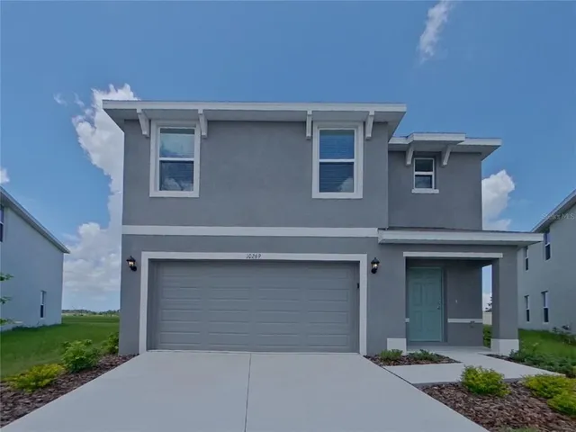 a front view of house with yard