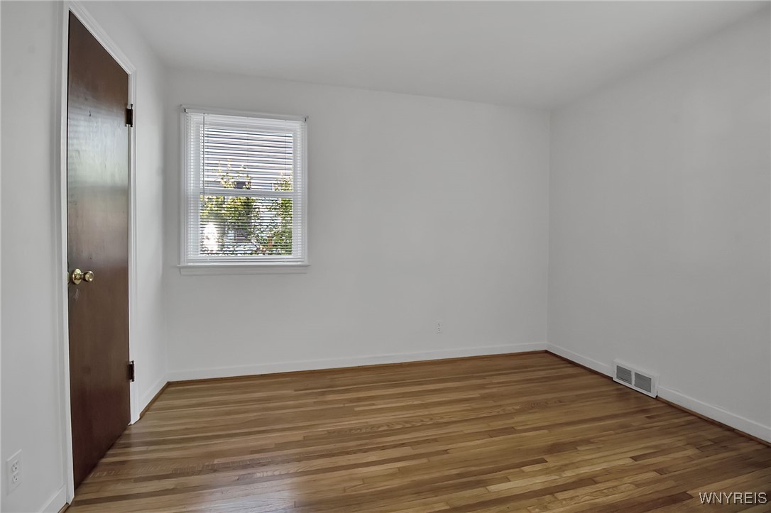 4160 Harlem Road Amherst, NY 14226 - Photo 16 of 30