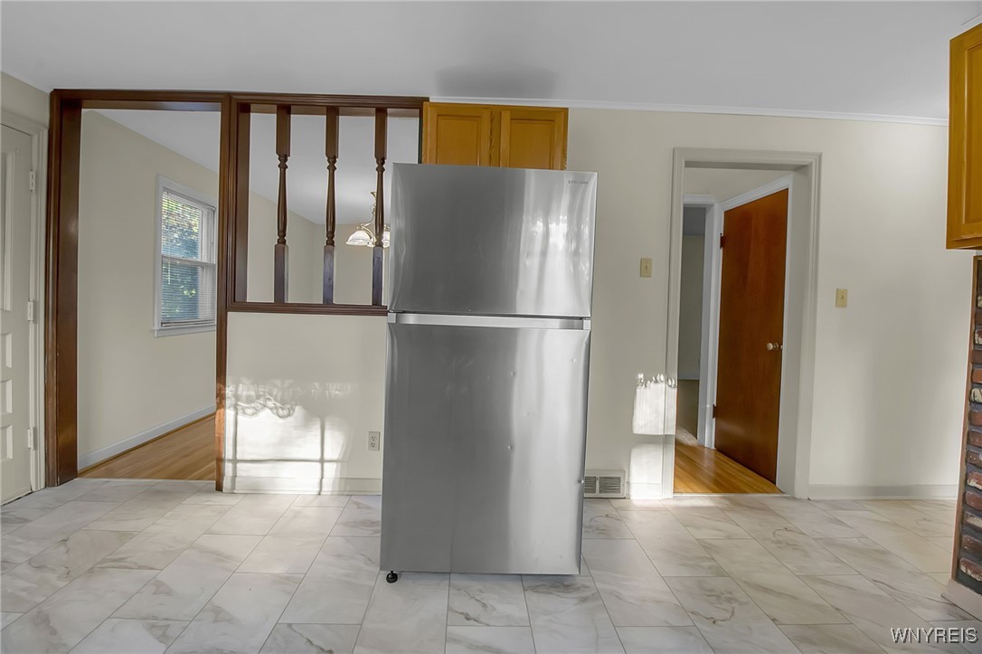 4160 Harlem Road Amherst, NY 14226 - Photo 8 of 30