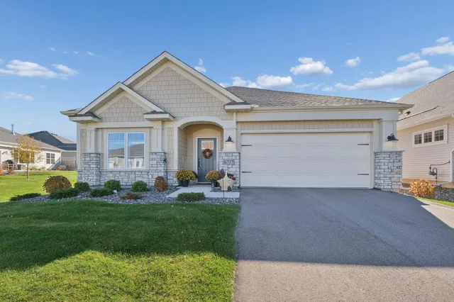 $549,900 | 6737 Bellflower Drive, Excelsior, MN 55331