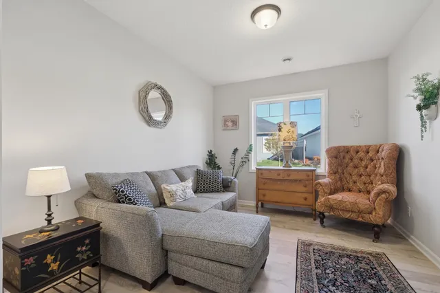 $549,900 | 6737 Bellflower Drive, Excelsior, MN 55331