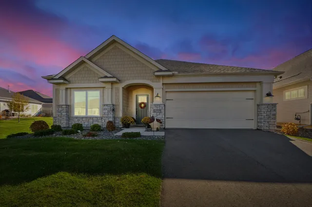 $549,900 | 6737 Bellflower Drive, Excelsior, MN 55331