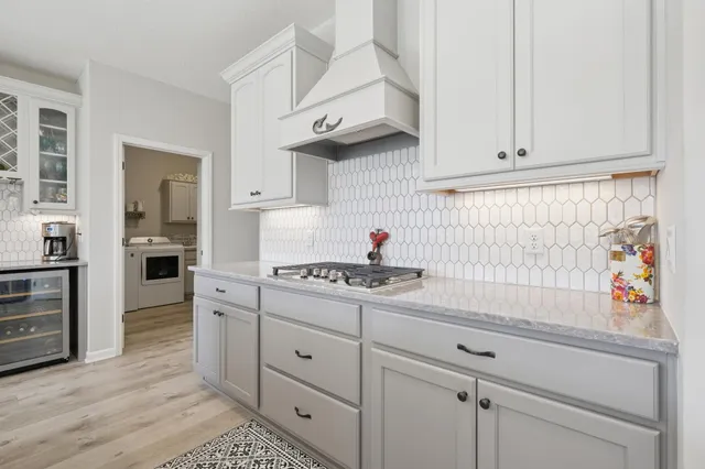 $549,900 | 6737 Bellflower Drive, Excelsior, MN 55331