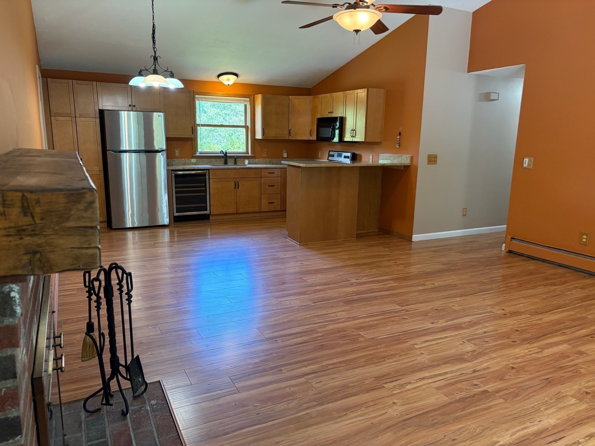 82 George Allen Road West Brookfield, MA 01585 - Photo 6 of 32 Gallery Image 6