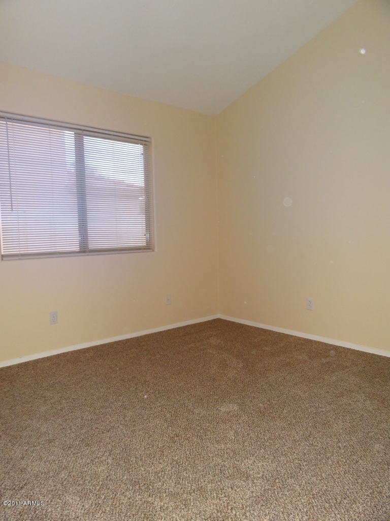 4094 East Rustler Way Gilbert, AZ 85297 - Photo 11 of 19 11