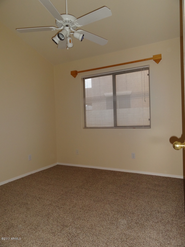 4094 East Rustler Way Gilbert, AZ 85297 - Photo 15 of 19 16