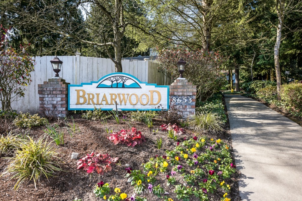 8653 Avondale Road Northeast, Unit B203 Redmond, WA 98052 - Photo 1 of 25 Gallery Image 1