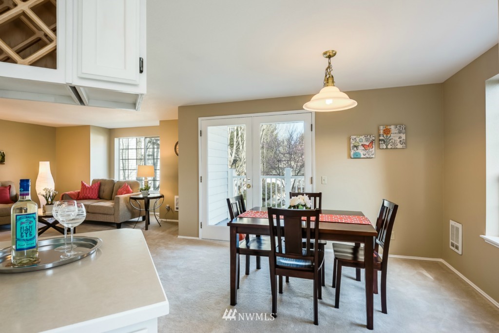 8653 Avondale Road Northeast, Unit B203 Redmond, WA 98052 - Photo 18 of 25 Gallery Image 18