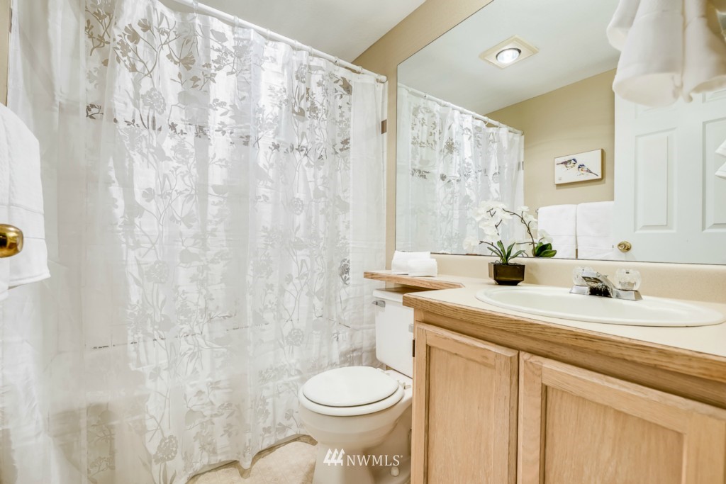 8653 Avondale Road Northeast, Unit B203 Redmond, WA 98052 - Photo 25 of 25 Gallery Image 25