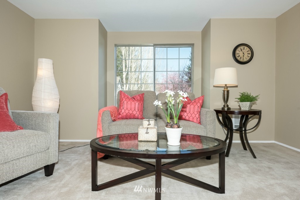 8653 Avondale Road Northeast, Unit B203 Redmond, WA 98052 - Photo 6 of 25 Gallery Image 6