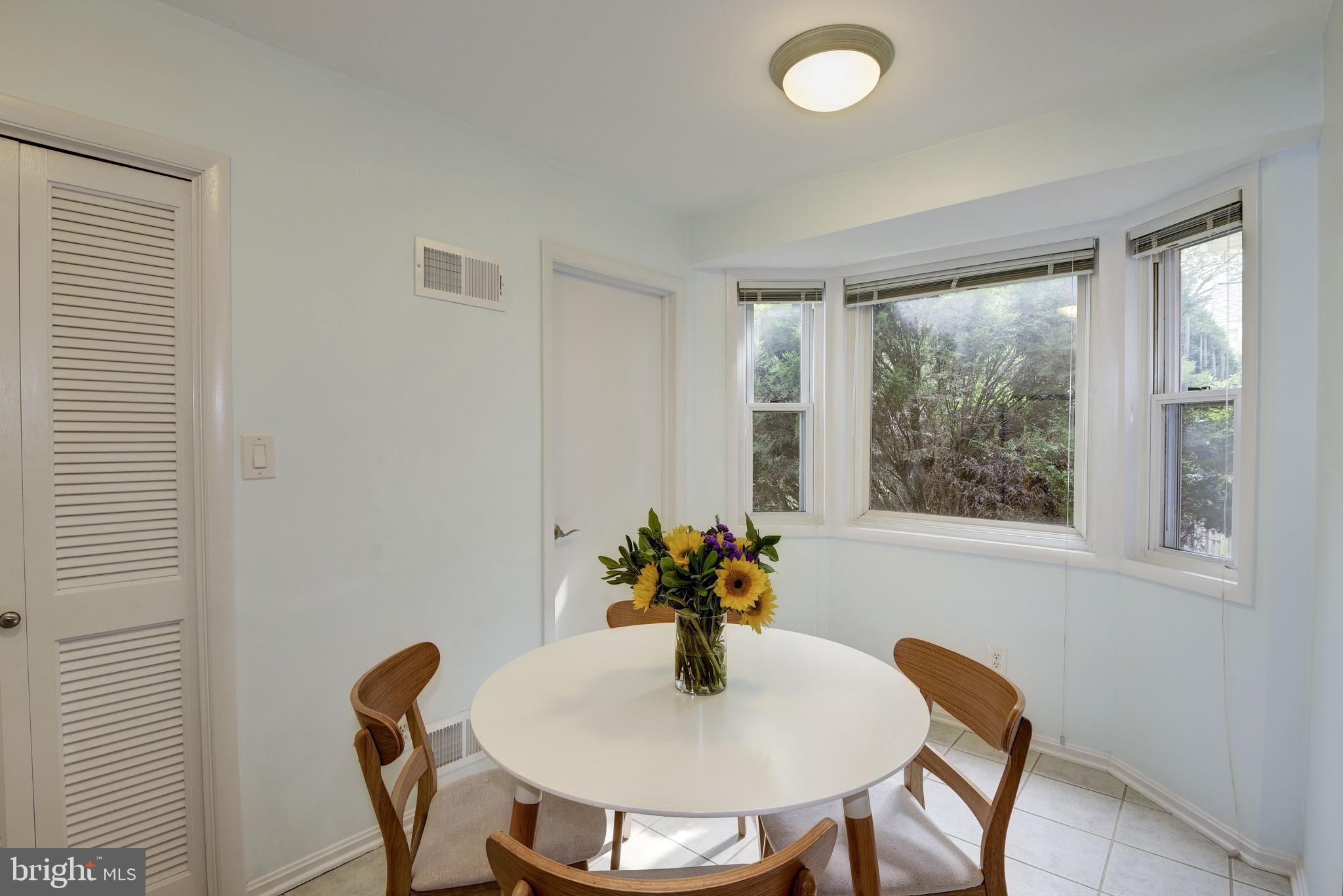 1809 Franwall Avenue Silver Spring, MD 20902 - Photo 12 of 36 Breakfast area