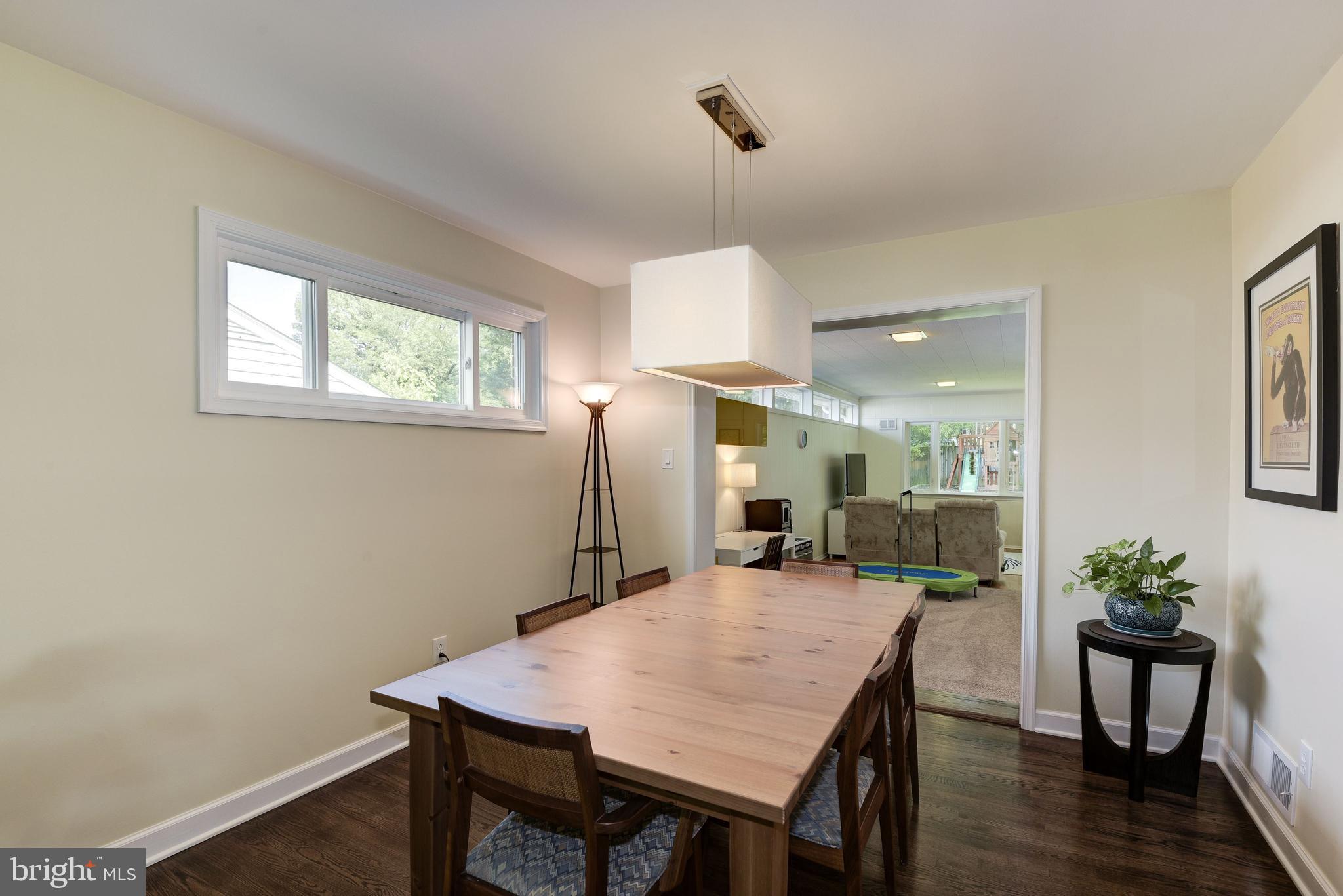 1809 Franwall Avenue Silver Spring, MD 20902 - Photo 13 of 36 Dining room