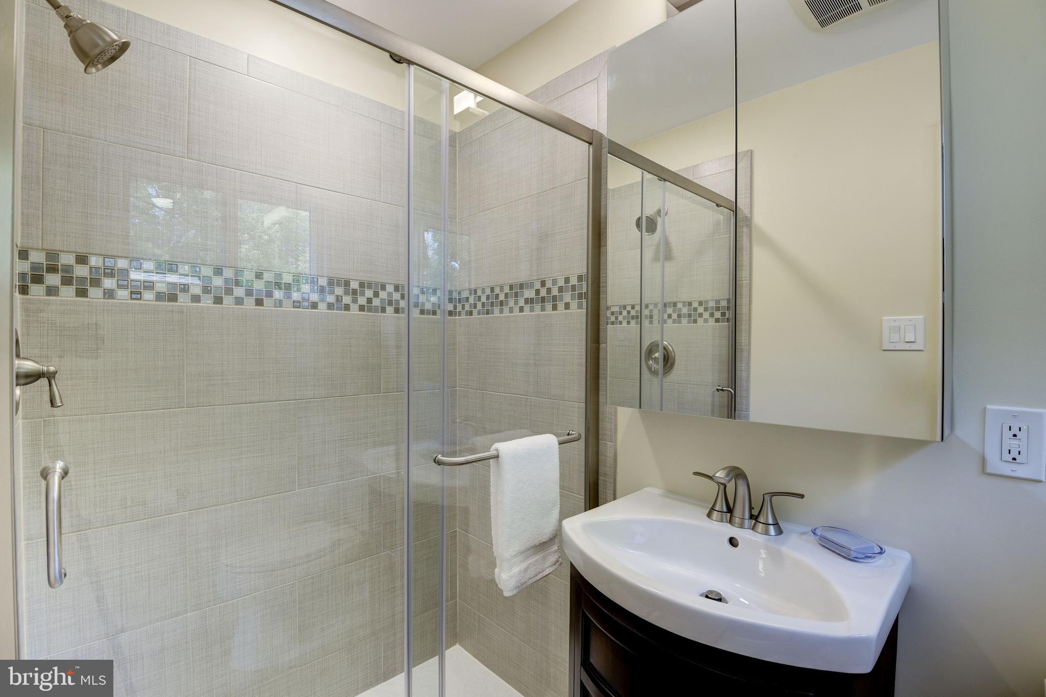 1809 Franwall Avenue Silver Spring, MD 20902 - Photo 26 of 36 Master bathroom