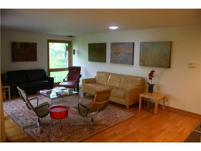 2201 Glenmere Road Columbus, OH 43220 - Photo 9 of 16