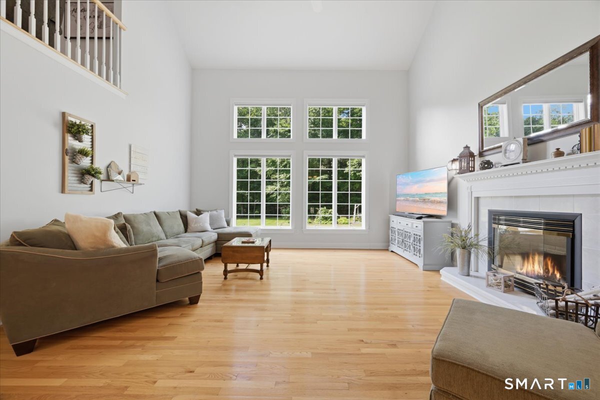 75 Derry Hill Road Montville, CT 06382 - Photo 11 of 37