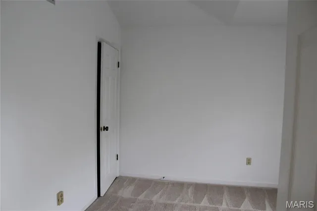 $225,000 | 1019 Claytonbrook Drive, Ballwin, MO 63011