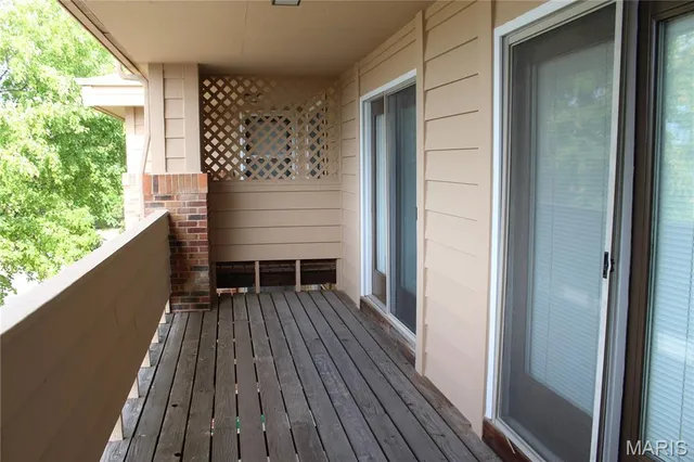 $225,000 | 1019 Claytonbrook Drive, Ballwin, MO 63011