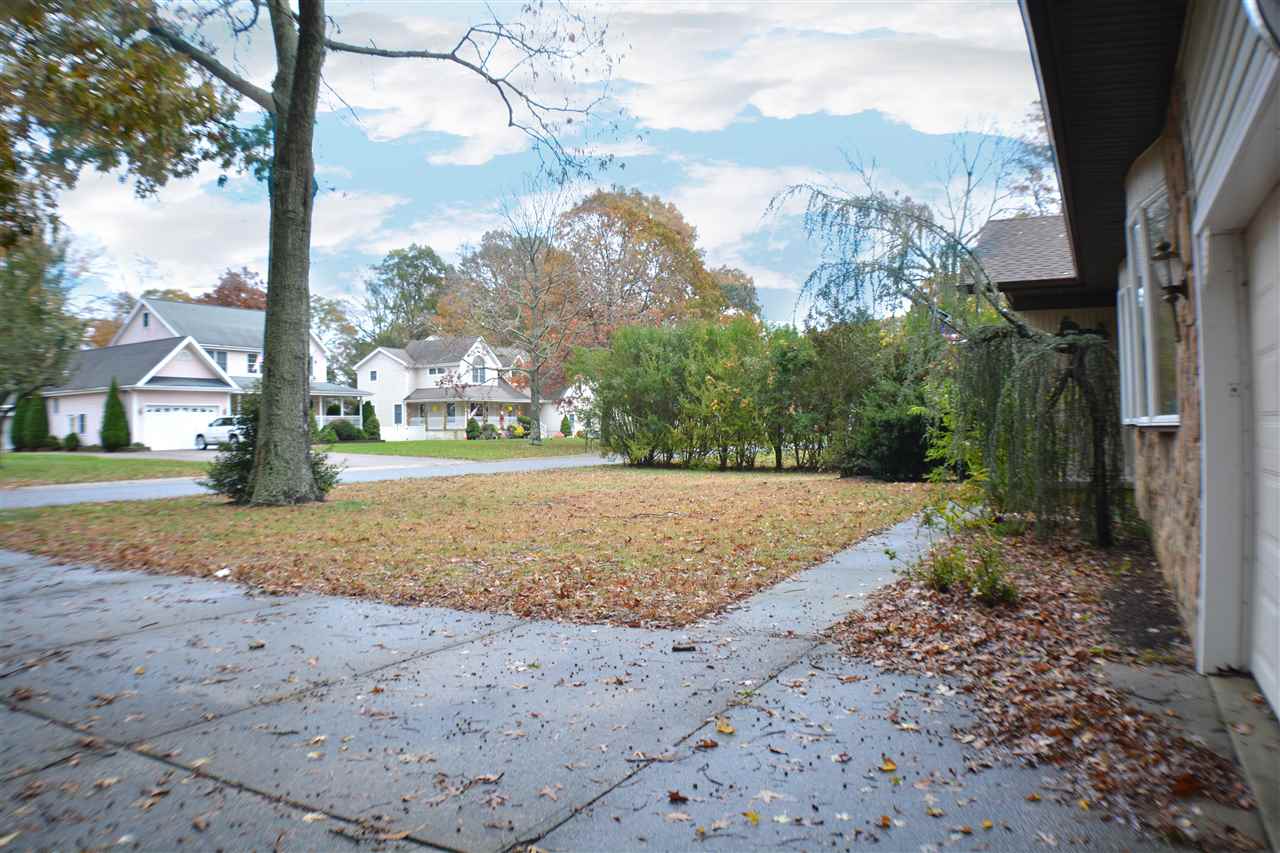 960 Tecumseh Road Erma, NJ 08204 - Photo 3 of 25