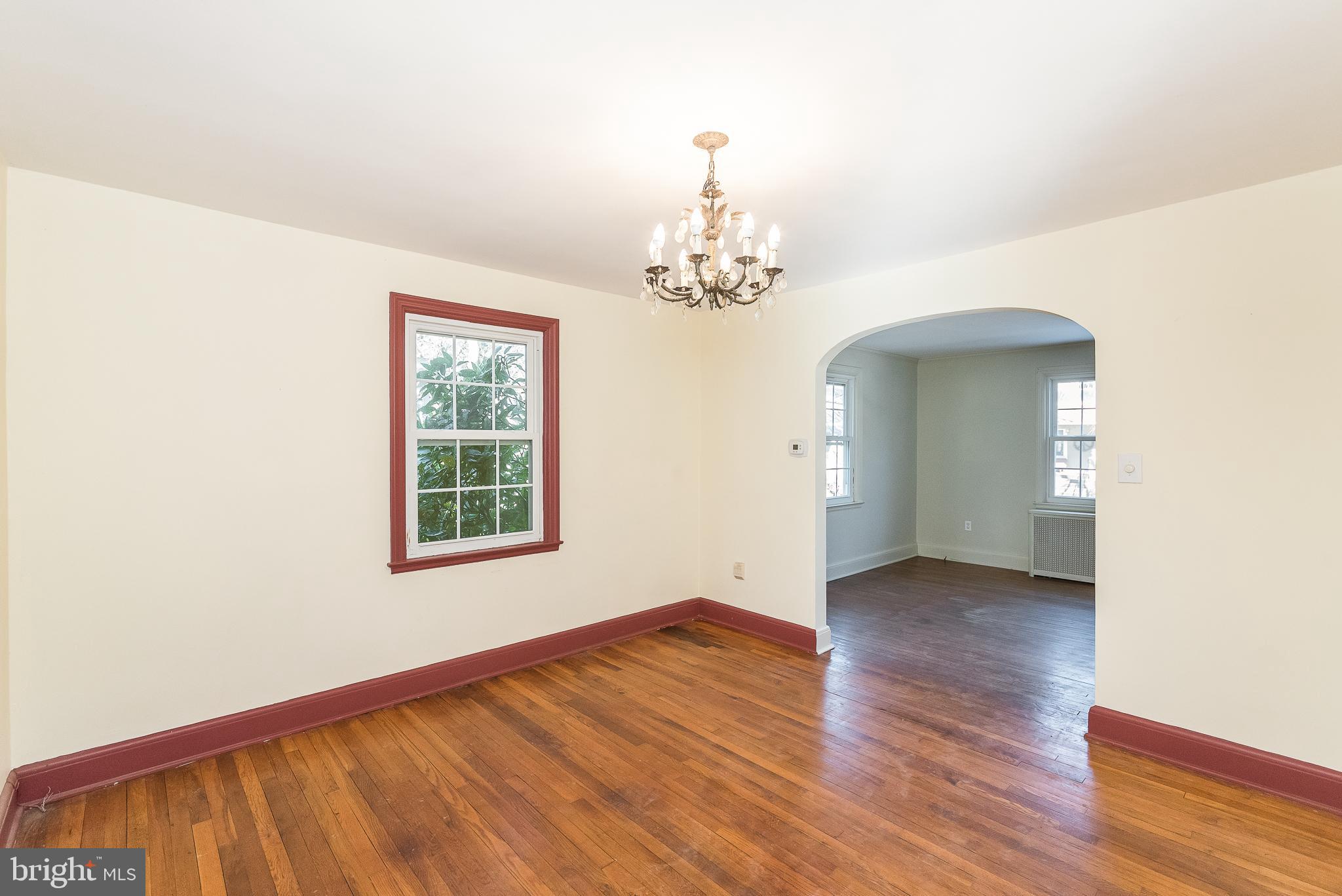 605 Cedarcroft Road Baltimore, MD 21212 - Photo 13 of 63 Lots of space for entertaining in this dining room