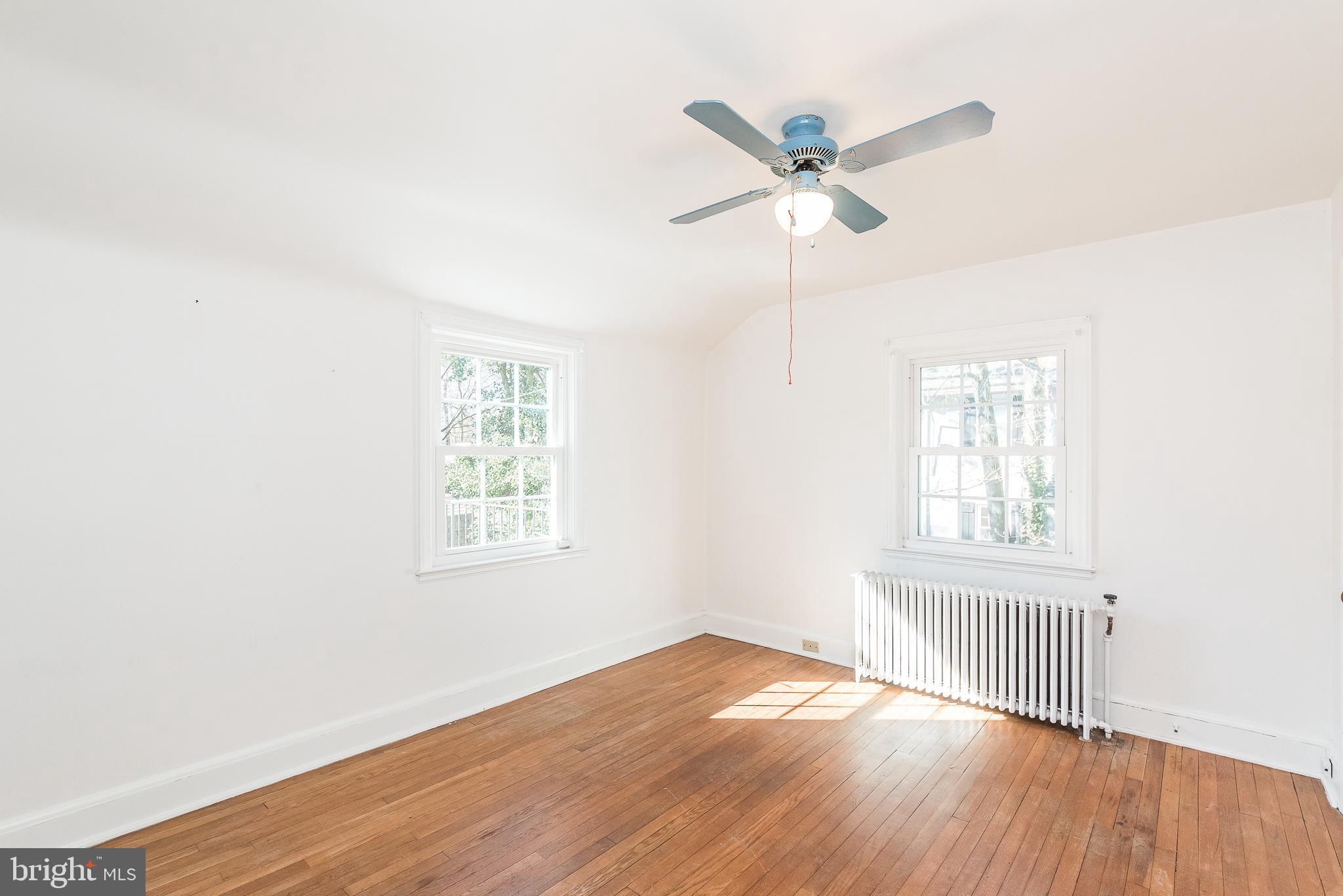 605 Cedarcroft Road Baltimore, MD 21212 - Photo 38 of 63 Second bedroom is very spacious