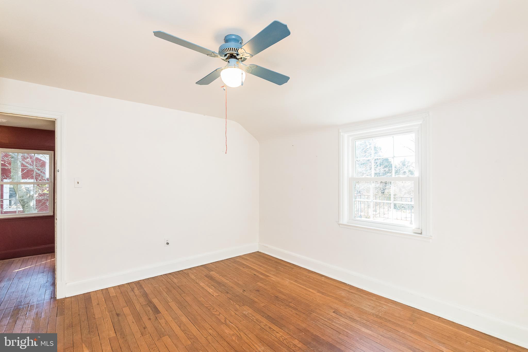 605 Cedarcroft Road Baltimore, MD 21212 - Photo 39 of 63 Ceiling fan/wood floors