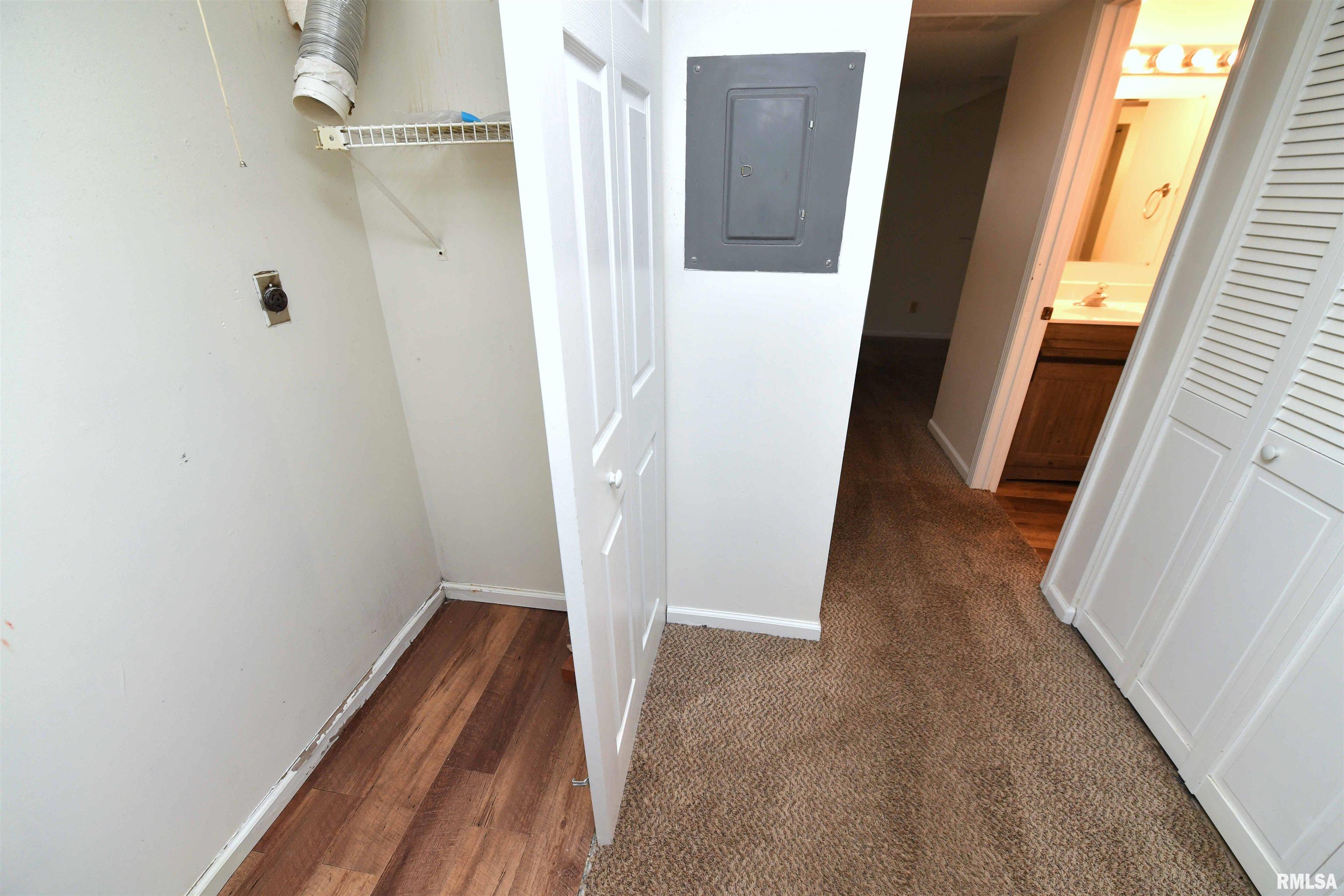 5734 Autumn Ridge Court Peoria, IL 61615 - Photo 26 of 38 Gallery Image 26